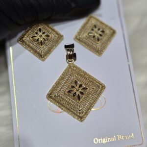 Vintage Gold Filigree Diamond-Shape Pendant & Earring Set