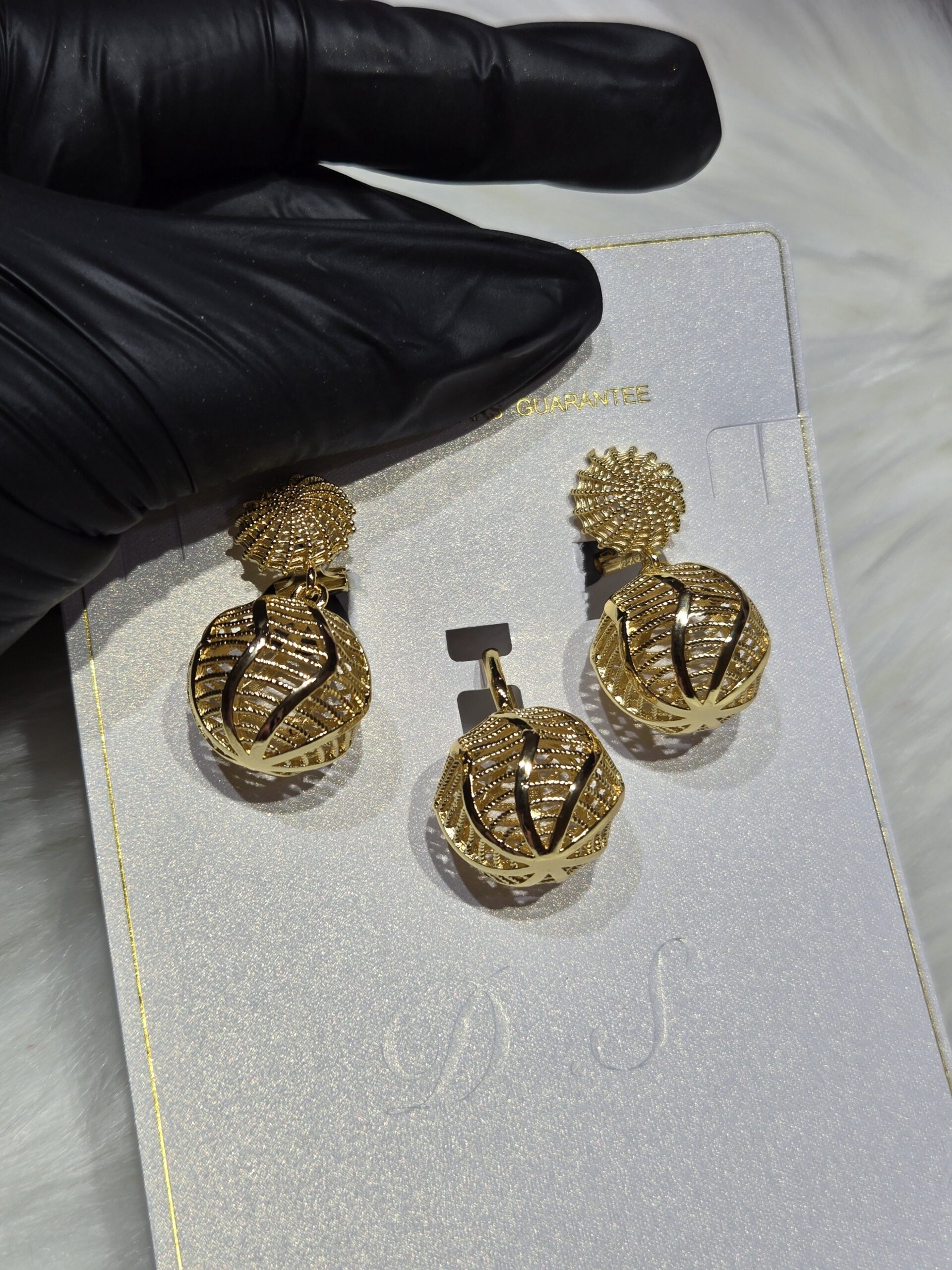 Dainty Crystal Bow Necklace & Stud Earring Set – Gold Finish - Image 2