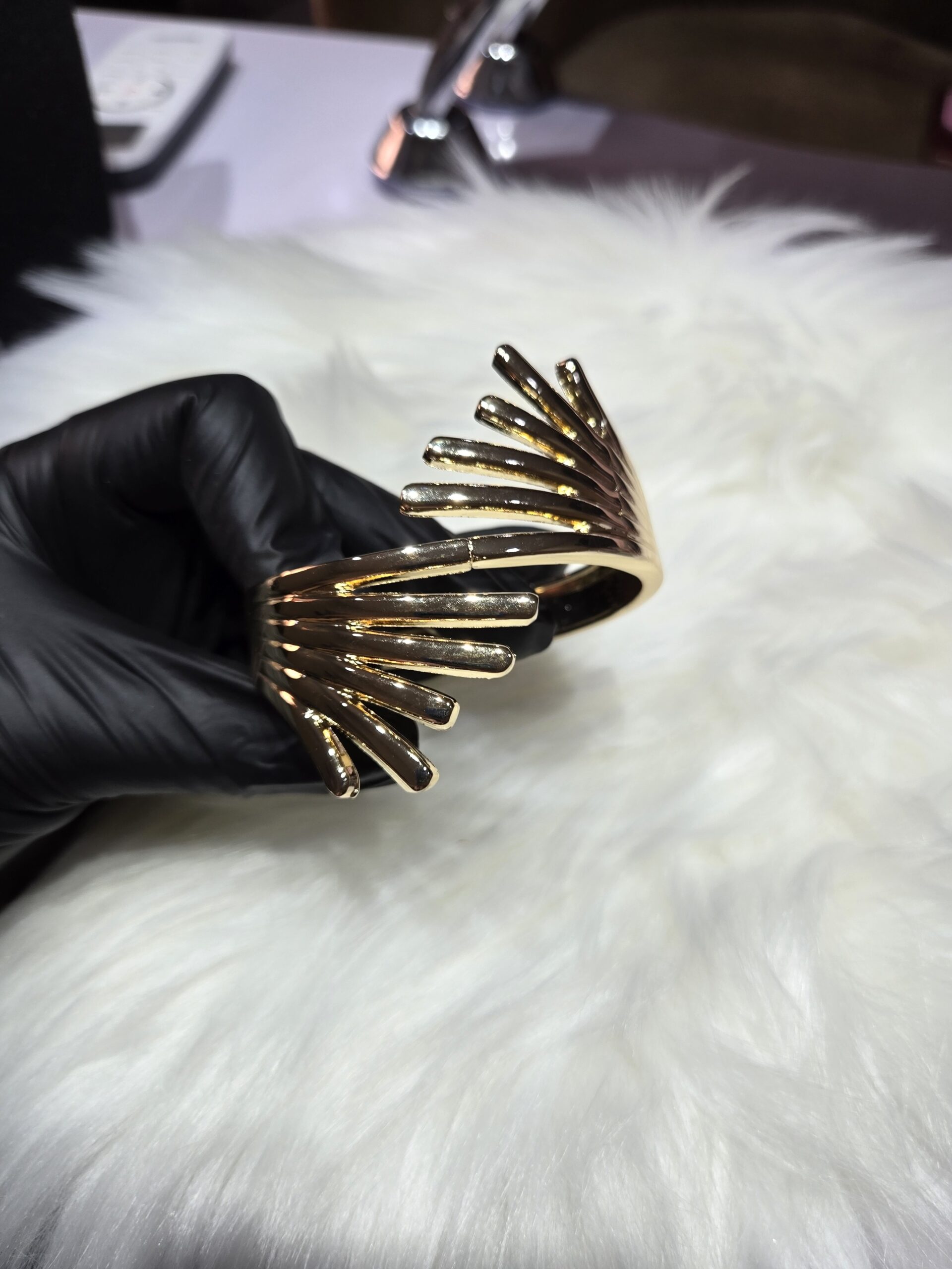 The "Legacy" Polished Statement Cuff - Image 3