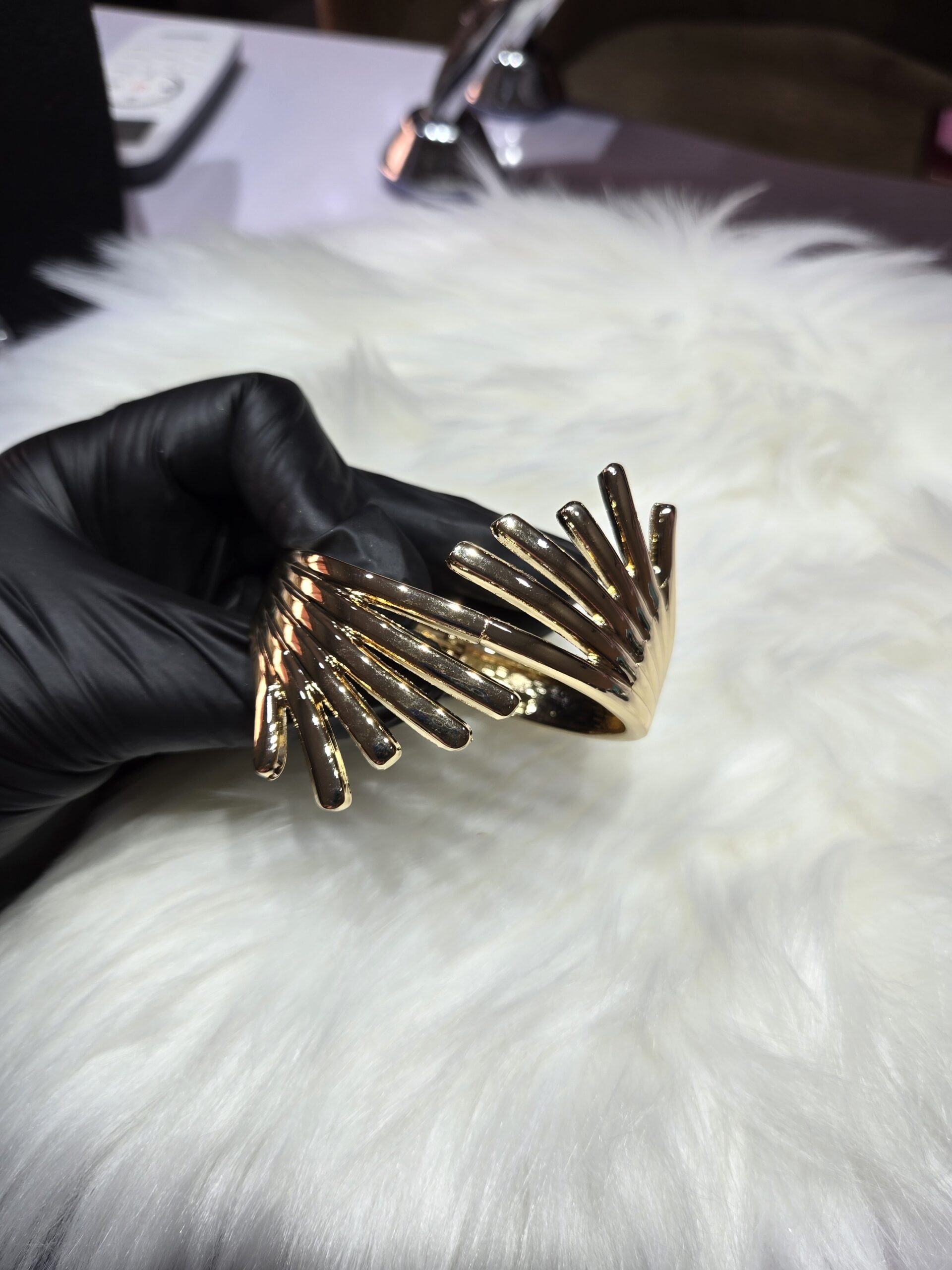 The "Legacy" Polished Statement Cuff - Image 2