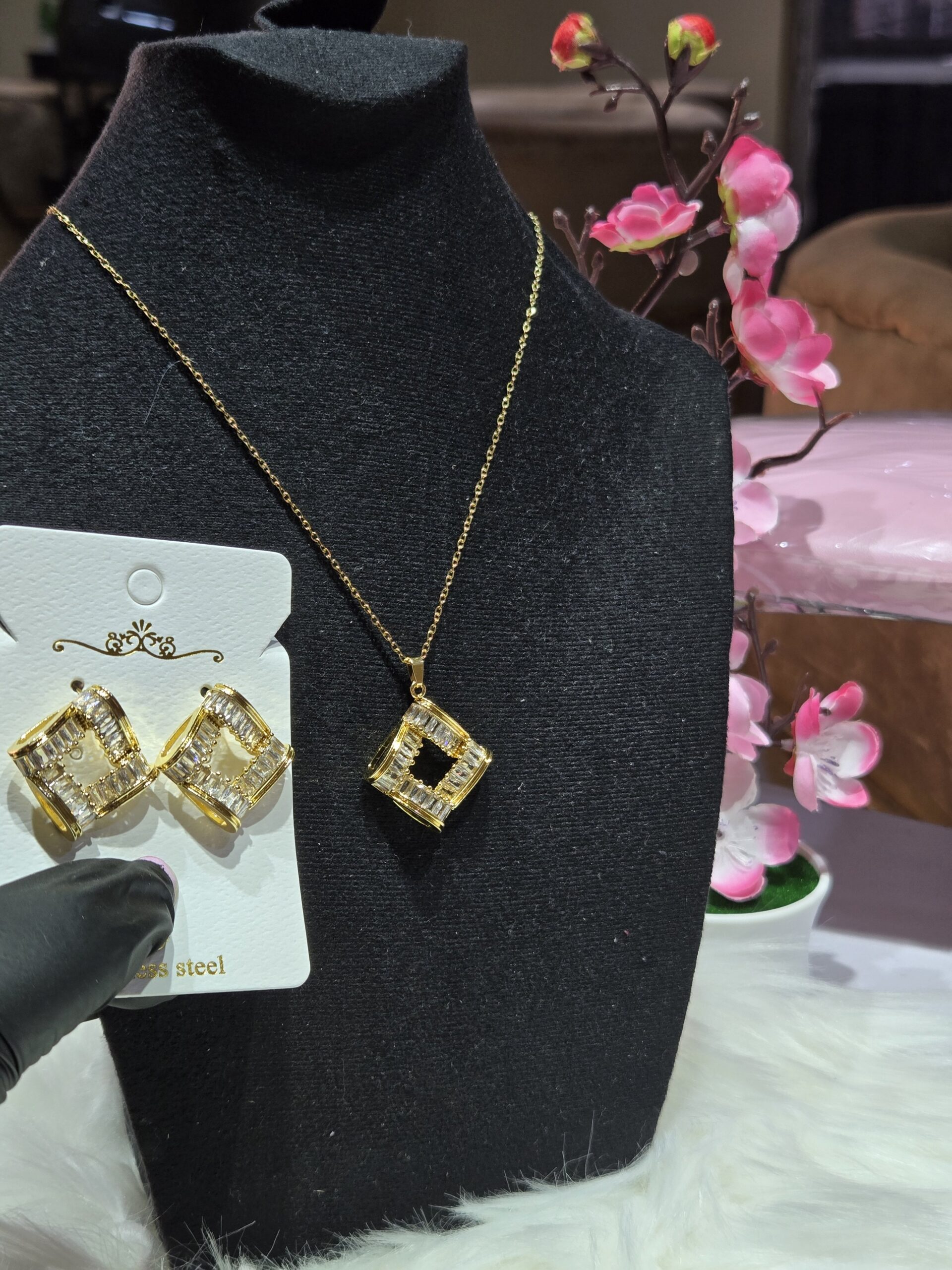 Square-Cut Clear Crystal Jewelry Set - Image 3