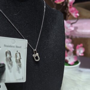 Alternative view of Silver Minimalist Hook Statement Jewelry Set