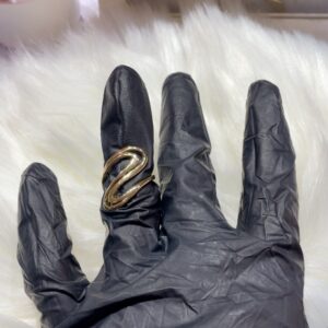Knuckle ring