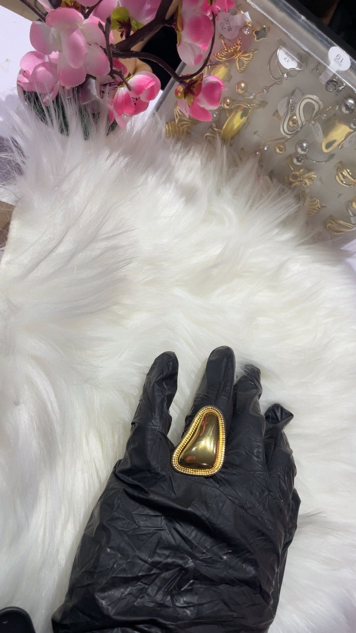 Bold Statement- Stainless stell | Size 16-20 | Adjustable | Tarnish resistant | perfect for stacking and layering.